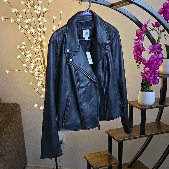 GAP Women's Black Faux Leather Jacket XL - Picture 1 of 5